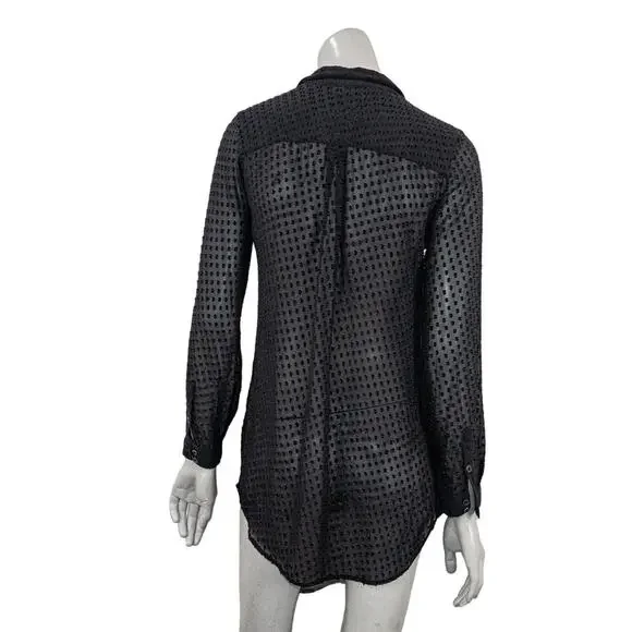 Equipment Femme Women's Sheer 1/2 button popover top in Black sz XS - Picture 4 of 10